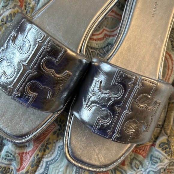 Tory burch sandals size 10 1/2 - Picture 2 of 3